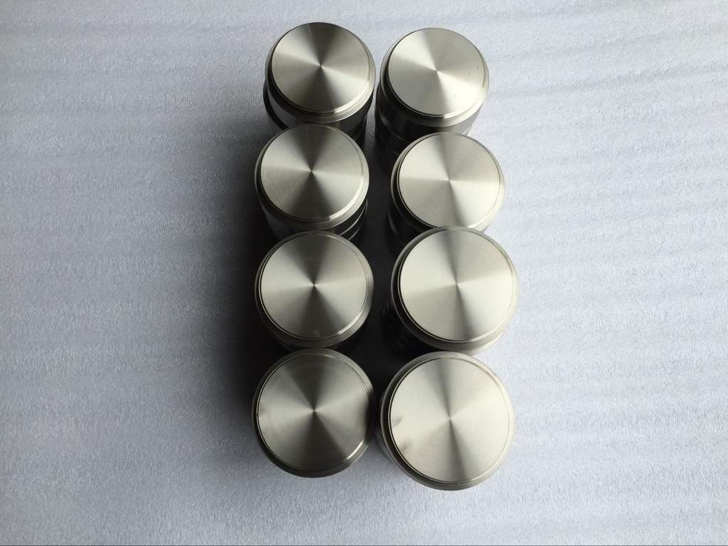 Titanium and titanium alloy vacuum coating parts